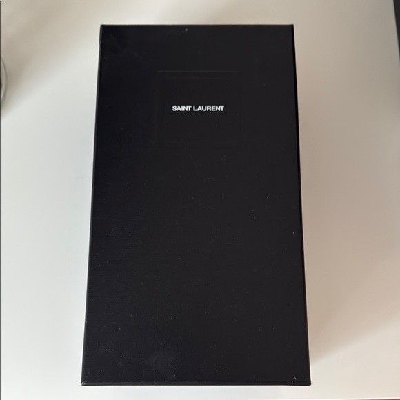YSL Black Box - Picture 1 of 4